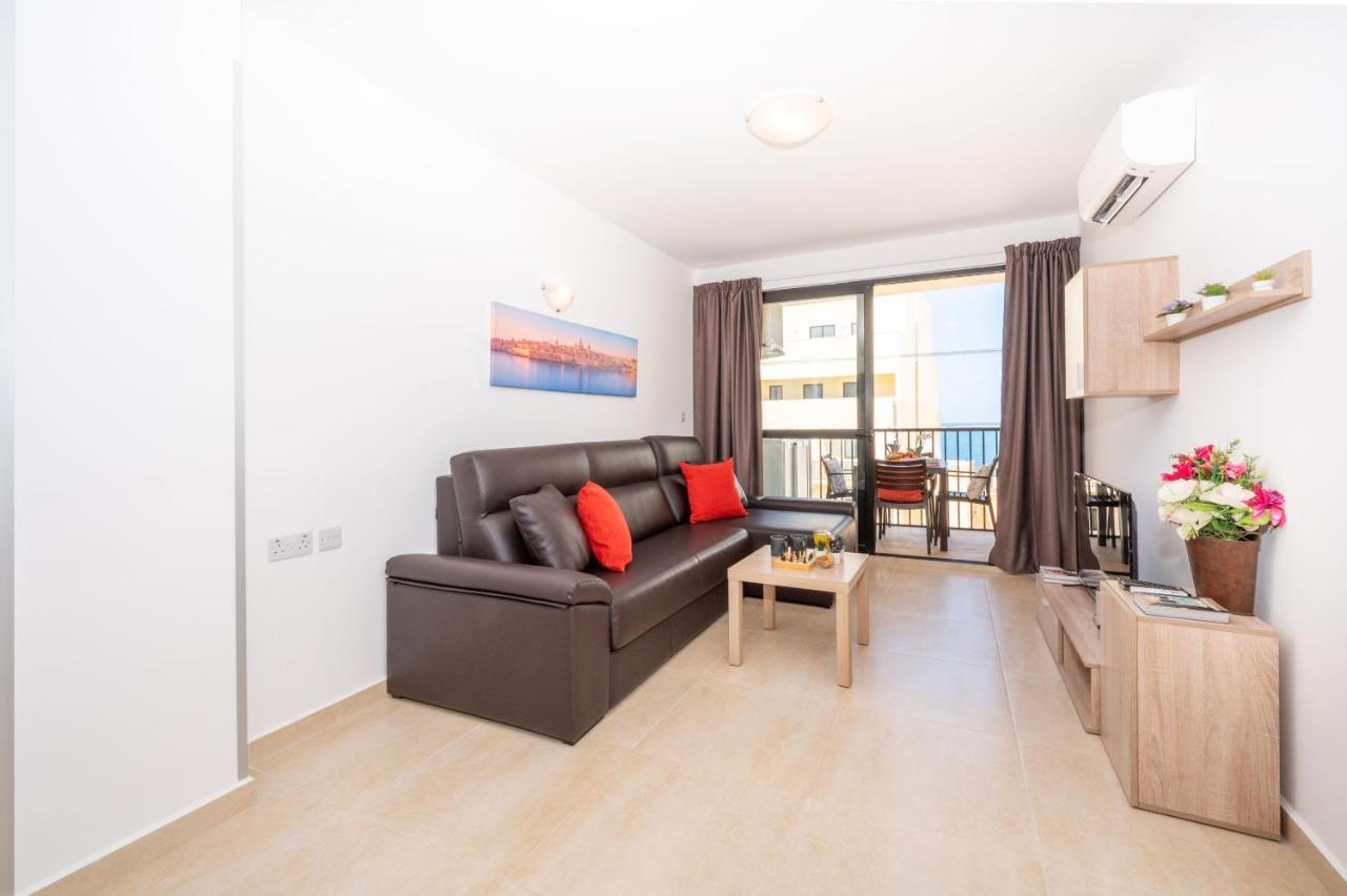 Sea Bliss Apartments With Terrace Just Off Seafront In St Paul'S Bay - By Getawaysmalta St. Paul's Bay Exteriör bild